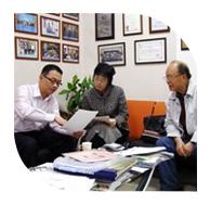 2009年2月12日 中國紡織科學研究院技術專家呂世靜教授來桂林考察調研